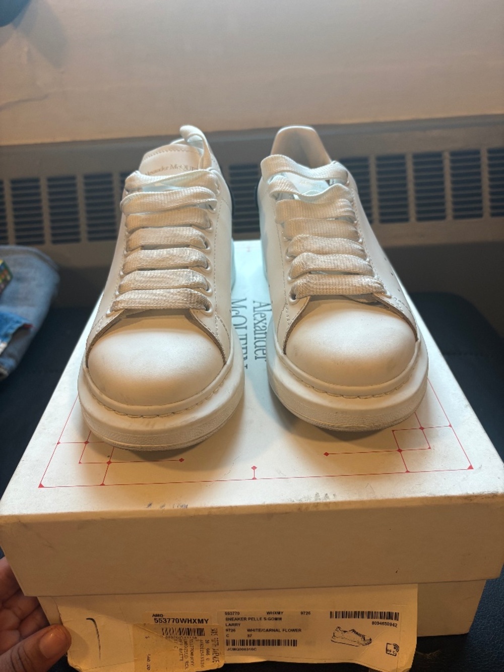 (Authentic) Alexander McQueen Sneaker Pelle Shoes (Black)
